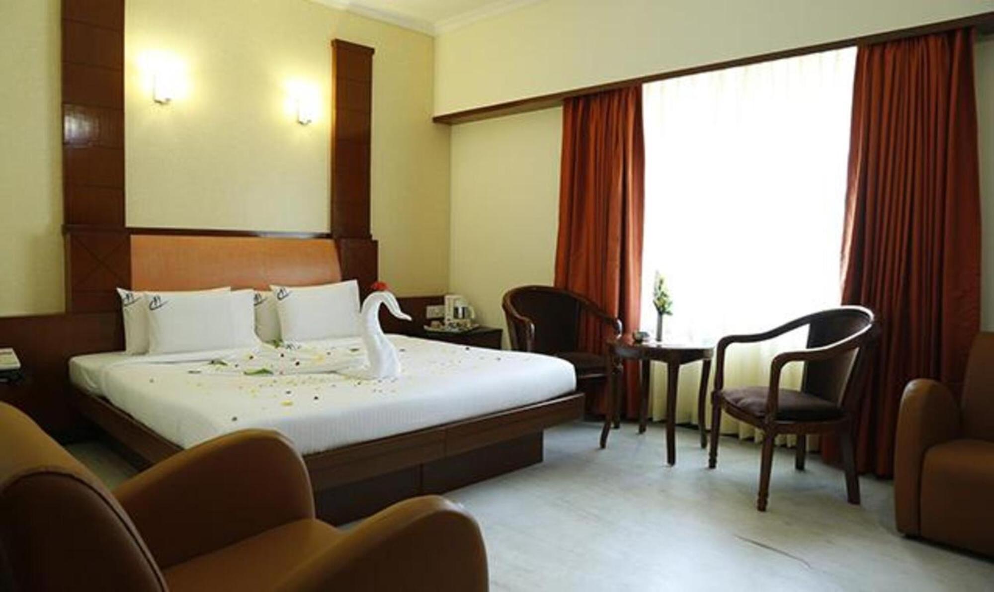 Fabhotel Prime Chennai Deluxe Exterior photo