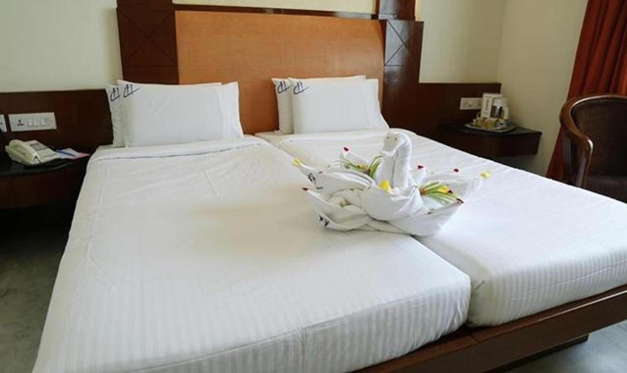 Fabhotel Prime Chennai Deluxe Exterior photo